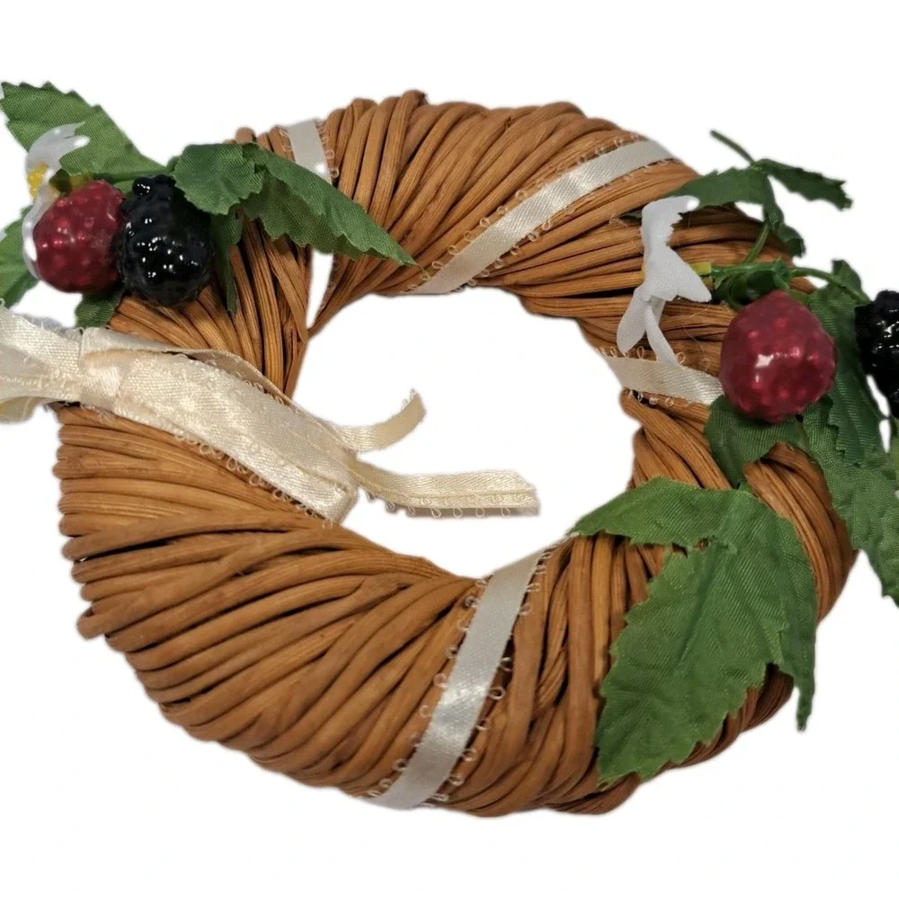 Vintage Avon Spring Bloom Wreath and Raspberry Candle Lot Cute Country Kitchen
